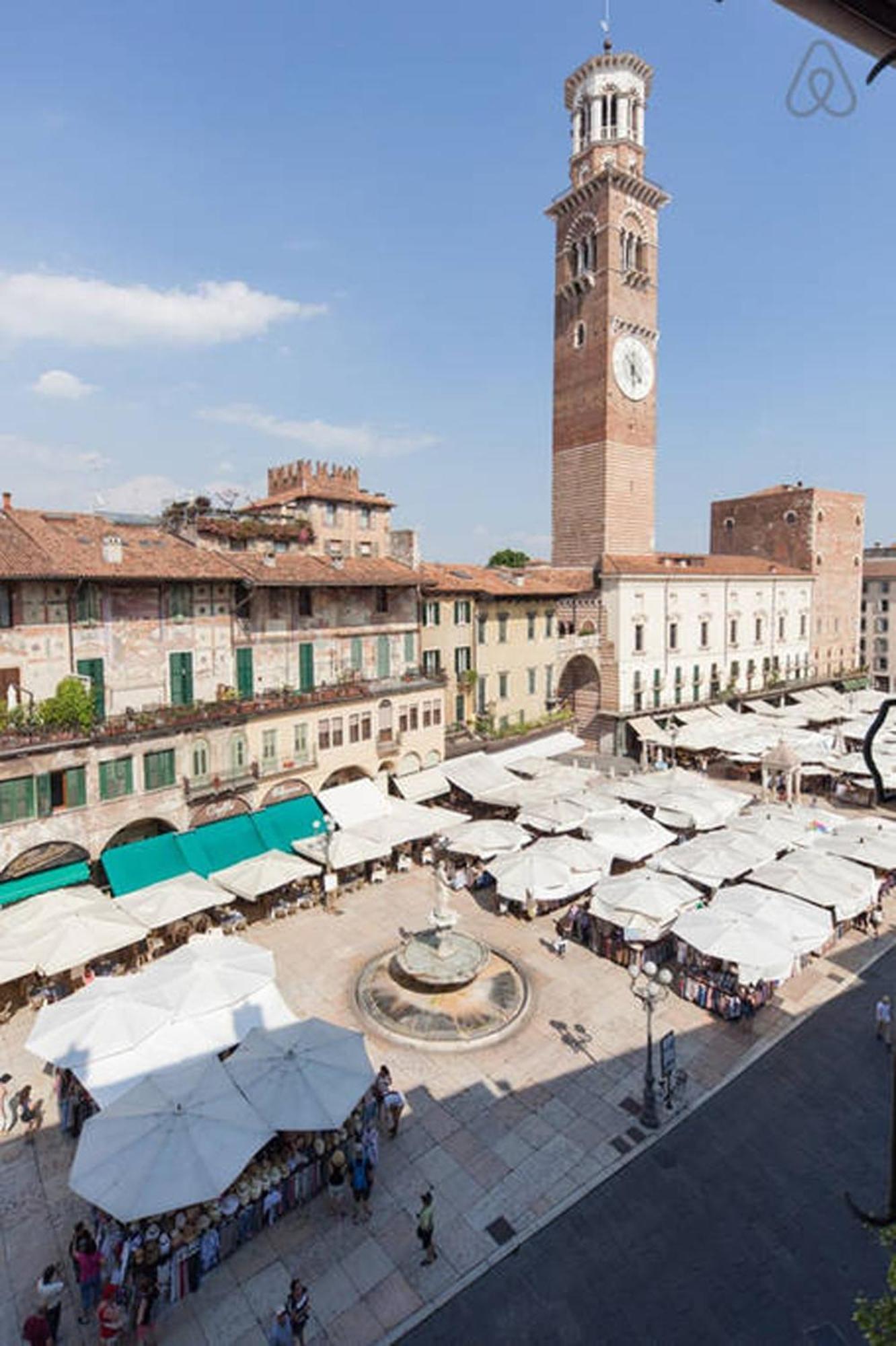 Truly Verona - Delle Erbe Suites Zewnętrze zdjęcie
