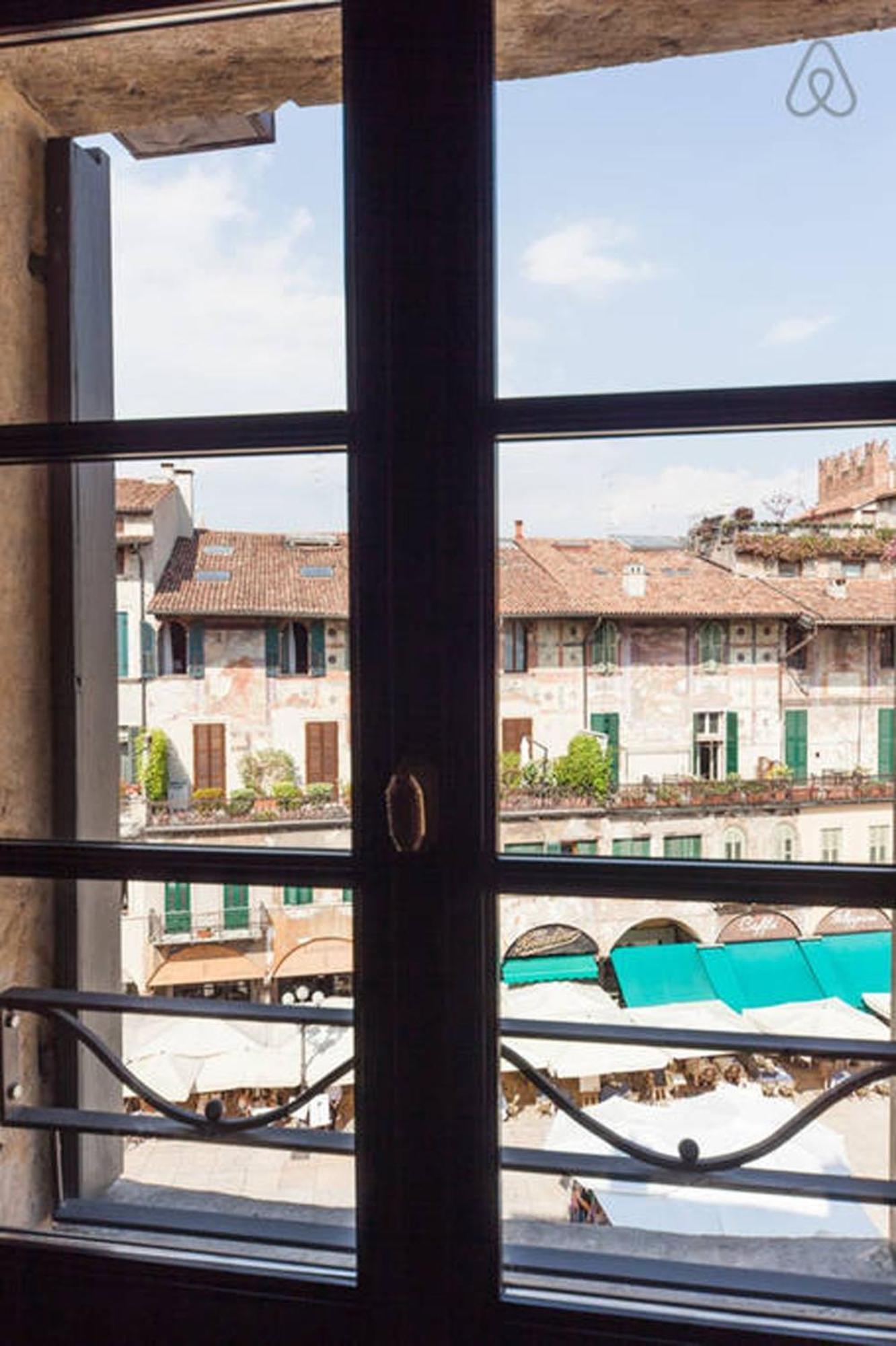 Truly Verona - Delle Erbe Suites Zewnętrze zdjęcie